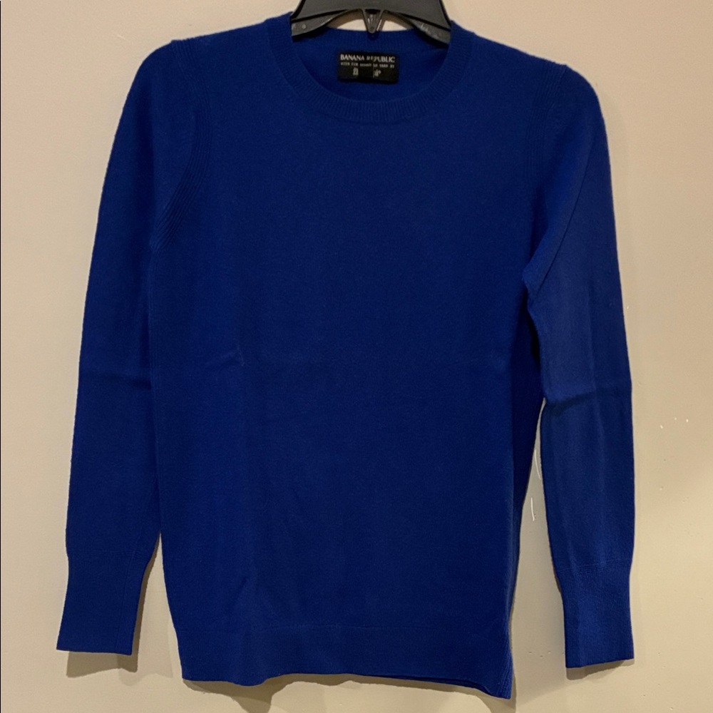 Banana Republic Women's Royal Blue Crewneck Sweater